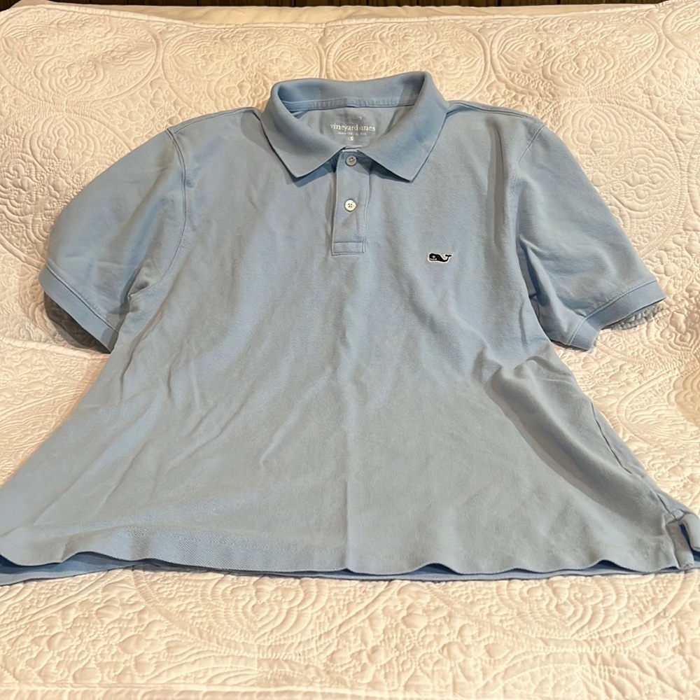 Vineyard Vines short sleeve polo, size small